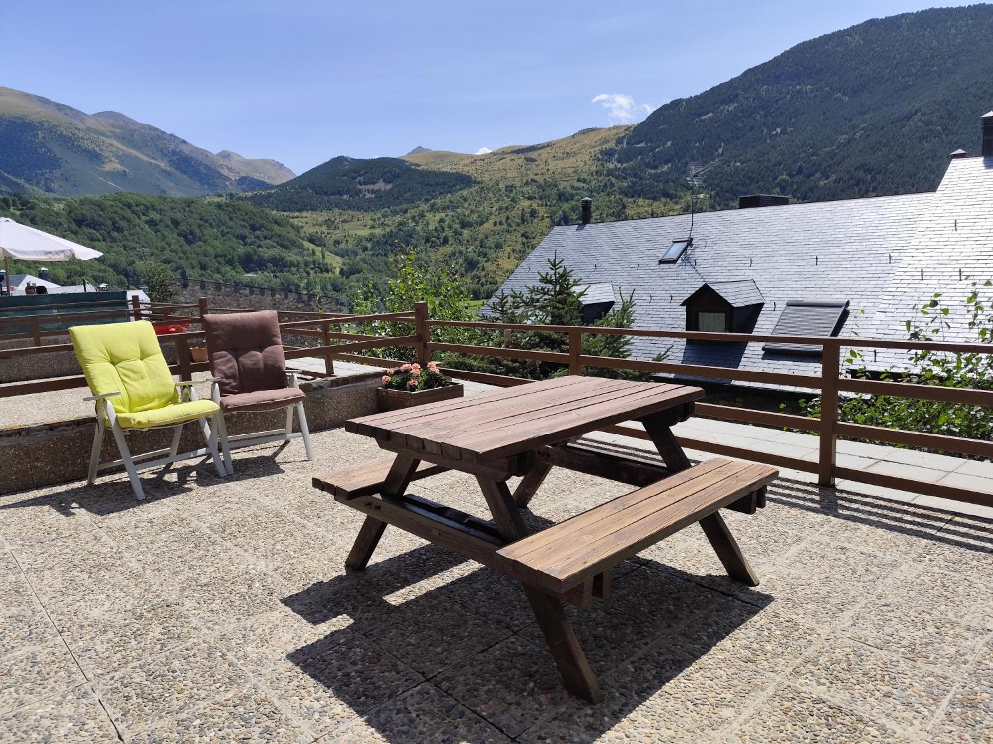 Apartamento Con Terraza Y Vistas Panoramicas En Tauell Exteriér fotografie
